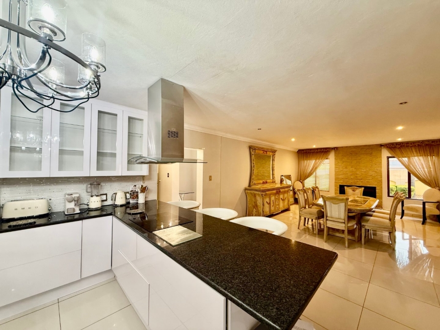 4 Bedroom Property for Sale in Melodie North West